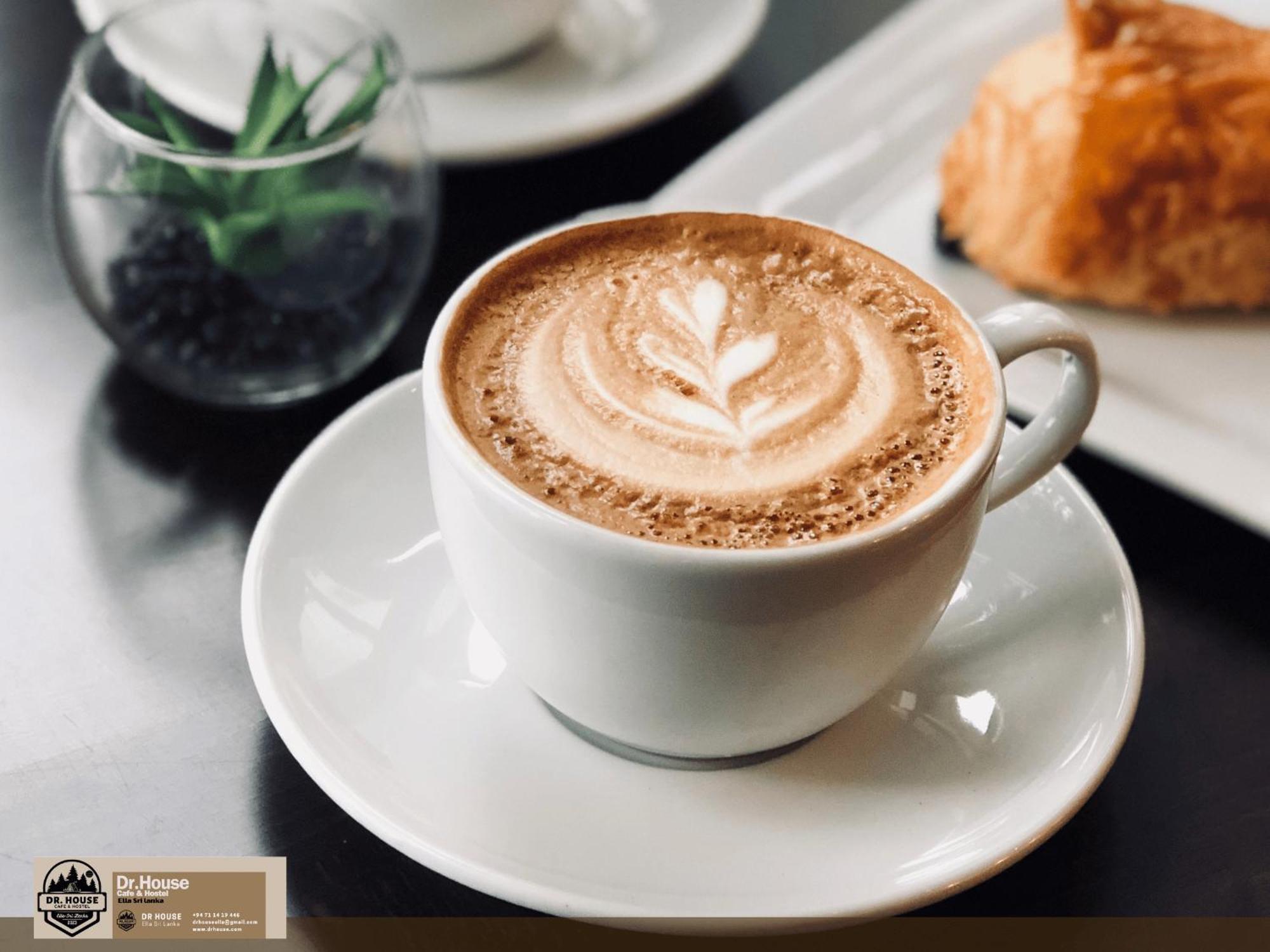 Dr House Ella - Hostel & Cafe Екстериор снимка