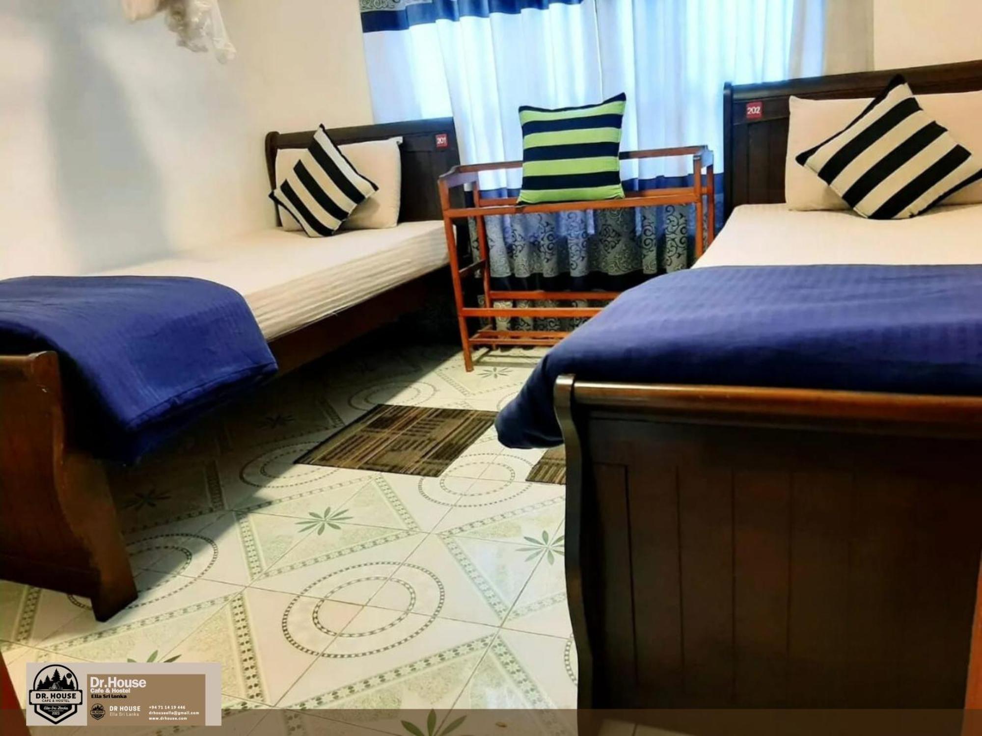 Dr House Ella - Hostel & Cafe Екстериор снимка