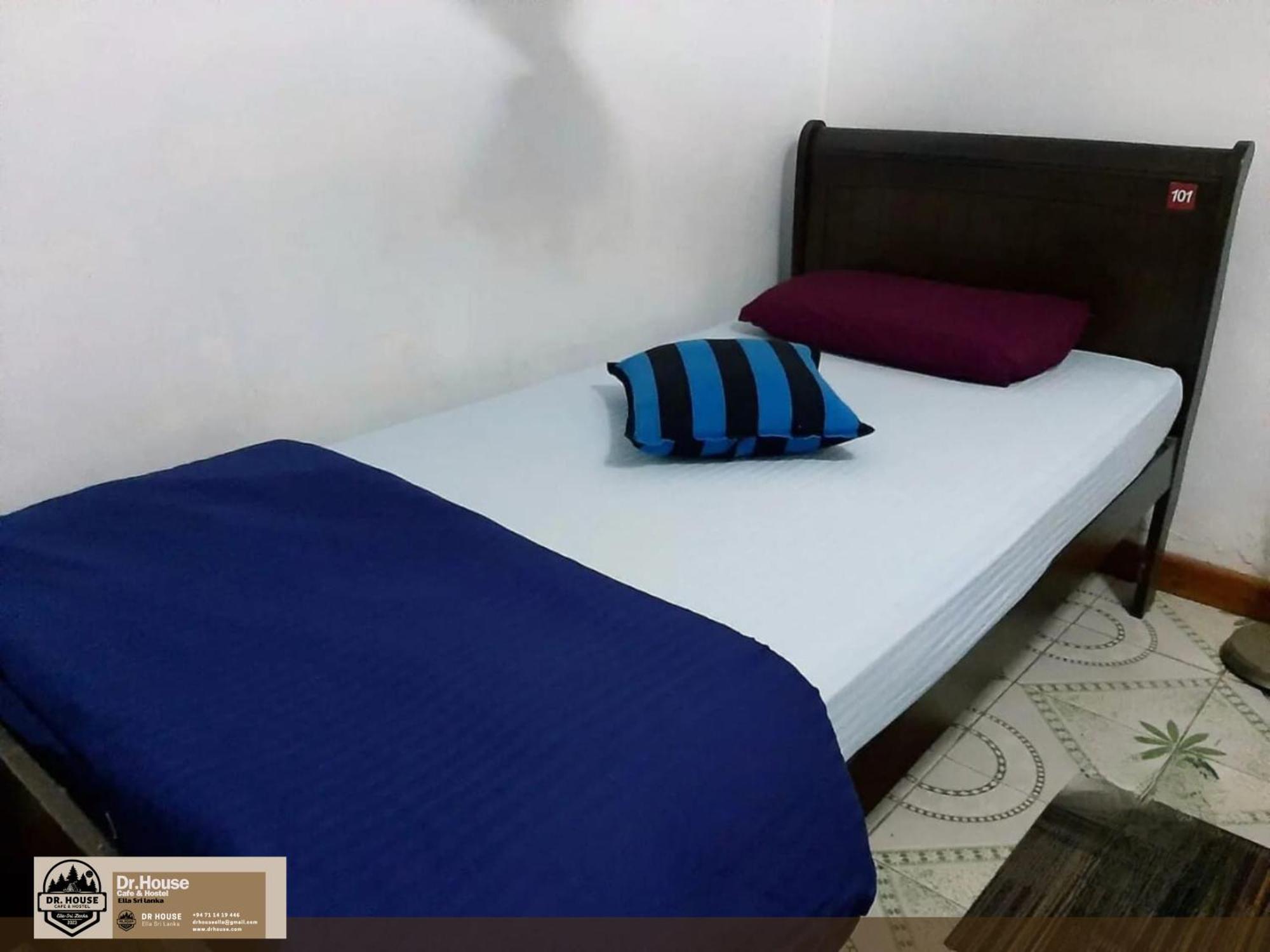 Dr House Ella - Hostel & Cafe Екстериор снимка